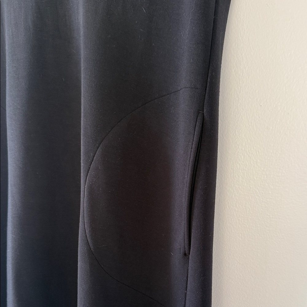 Spanx Air Essentials V-Neck Dress - Picture 3 of 3
